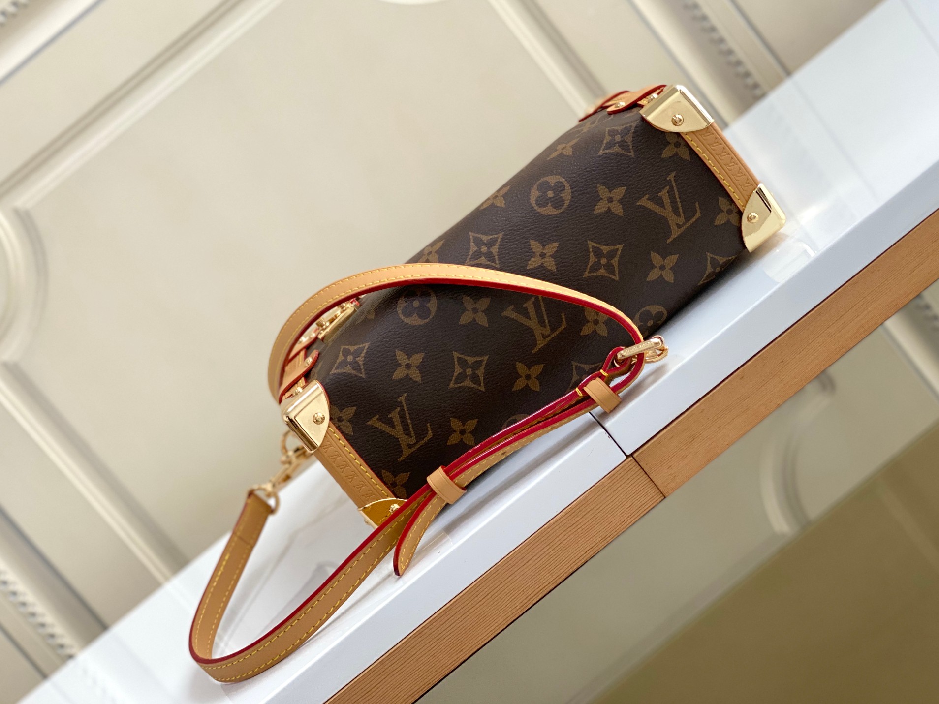 Replica Louis Vuitton Monogram Canvas Side Trunk M46358 - Image 6