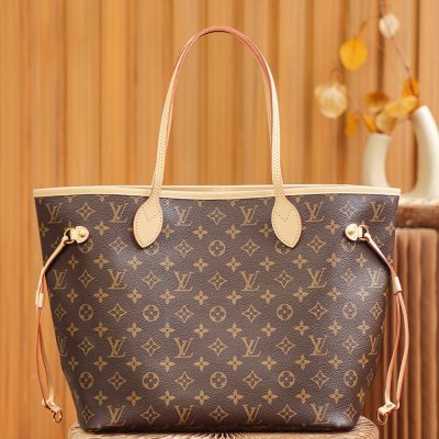 Alternative view of Replica Louis Vuitton Monogram Neverfull Red Pm/Mm/Gm M41177