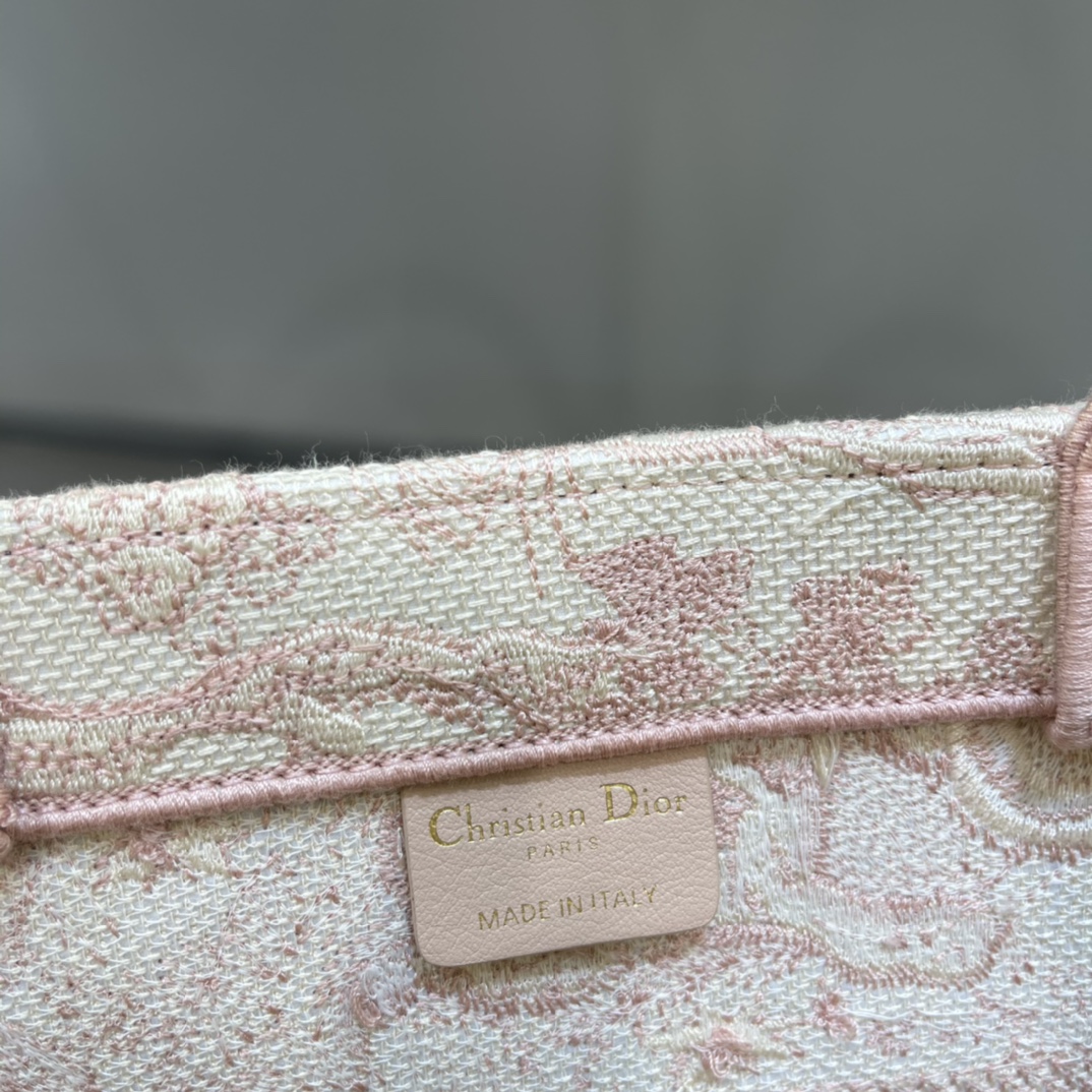 Replica Dior Book Tote Medium Pink Toile De Jouy Embroidery M1296Ztdt_M956 - Image 4