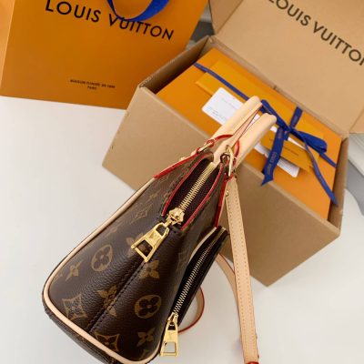 Alternative view of Replica Louis Vuitton Monogram Ellipse Pm Shoulder Bag M46196