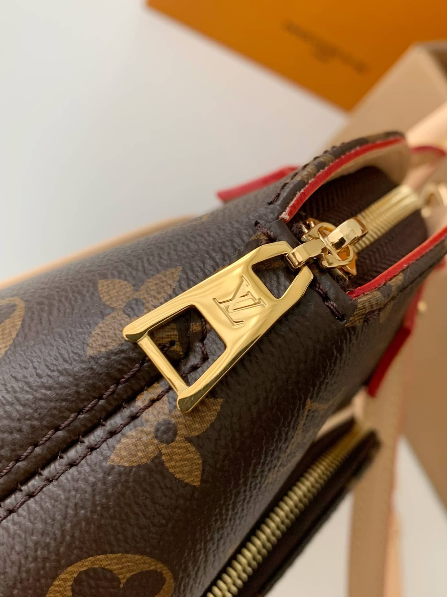 Replica Louis Vuitton Monogram Ellipse Pm Shoulder Bag M46196 - Image 3