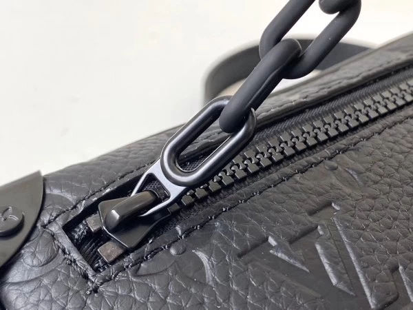 Replica Louis Vuitton Mini Soft Trunk Taurillon Monogram M55702 - Image 6