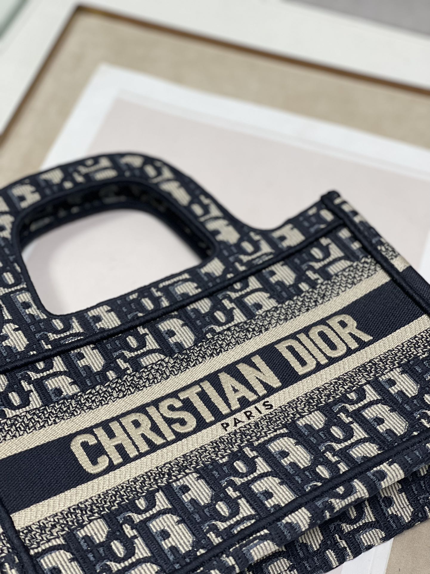 Replica Dior Book Tote Mini Dior Book Tote S5475Zriw_M928 - Image 3