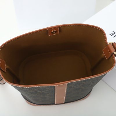 Alternative view of Replica Celine Medium Bucket In Triomphe