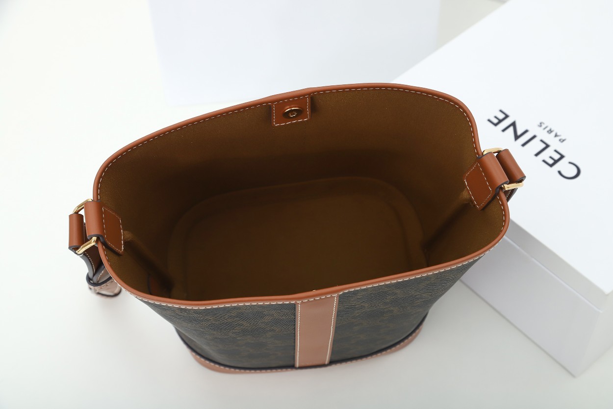 Replica Celine Medium Bucket In Triomphe - Image 2