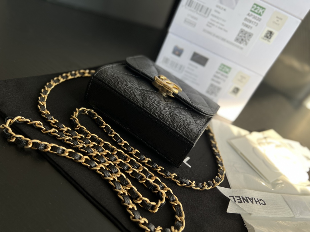 Replica Chanel Clutch With Chain - Image 2