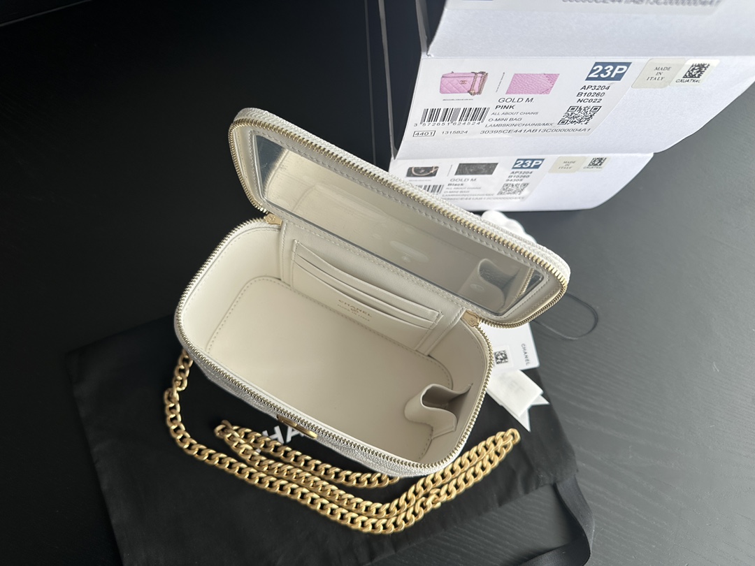 Replica Chanel Vanity Case White Ap3204 - Image 3