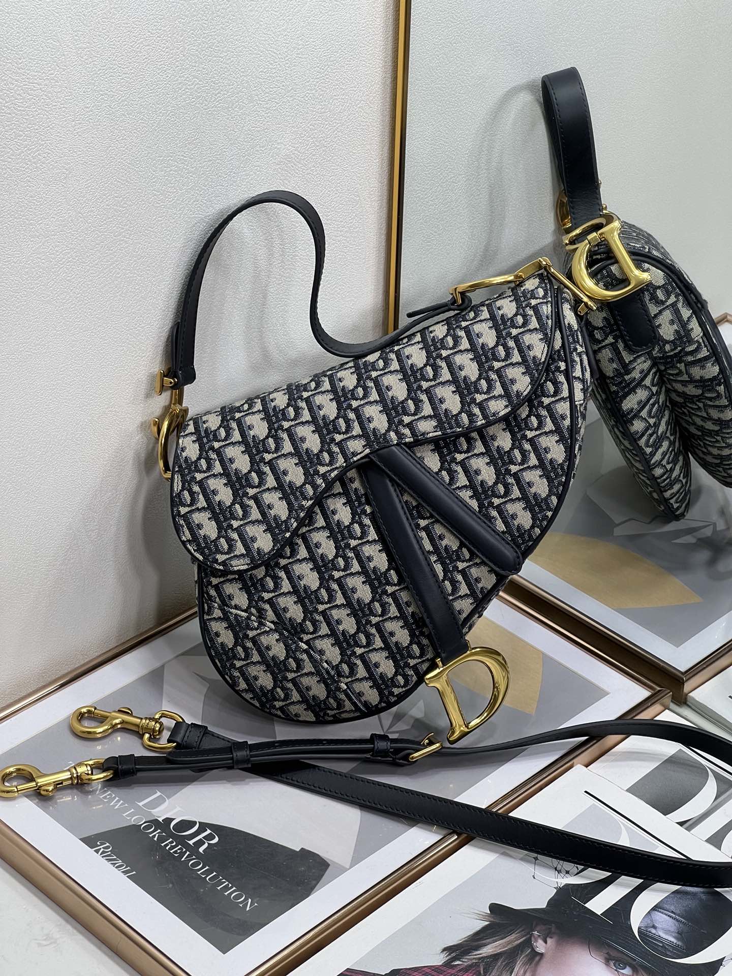 Replica Dior Saddle Bag Blue Dior Oblique Embroidery M0446Criw M928 - Image 6