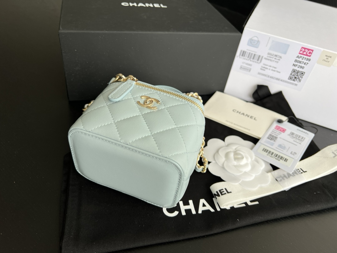 Replica Chanel 22 Cyanine Ap2198 - Image 4