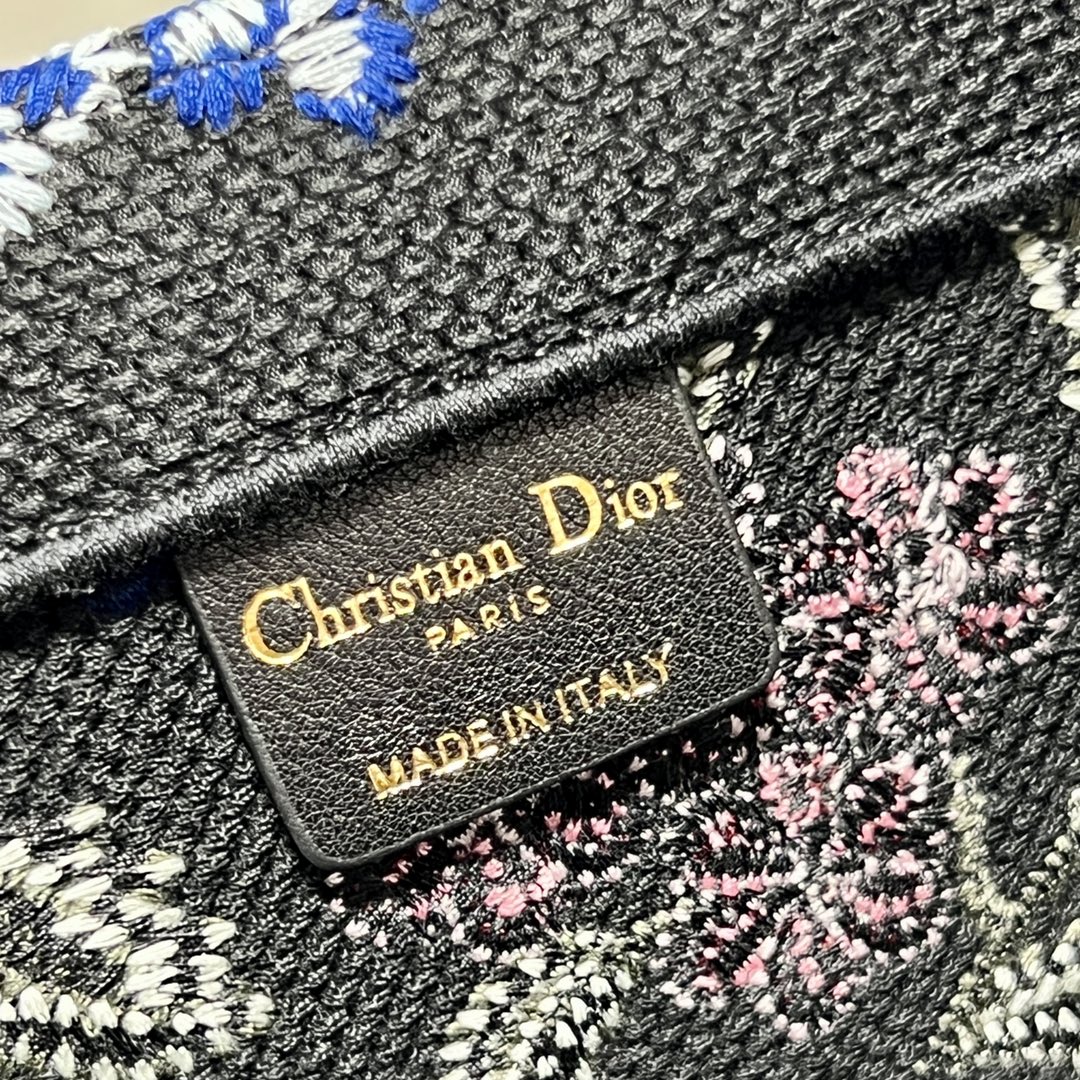 Replica Dior Book Tote Large Black Multicolor Dior Petites Fleurs Embroidery M1286Zeau_M911 - Image 4