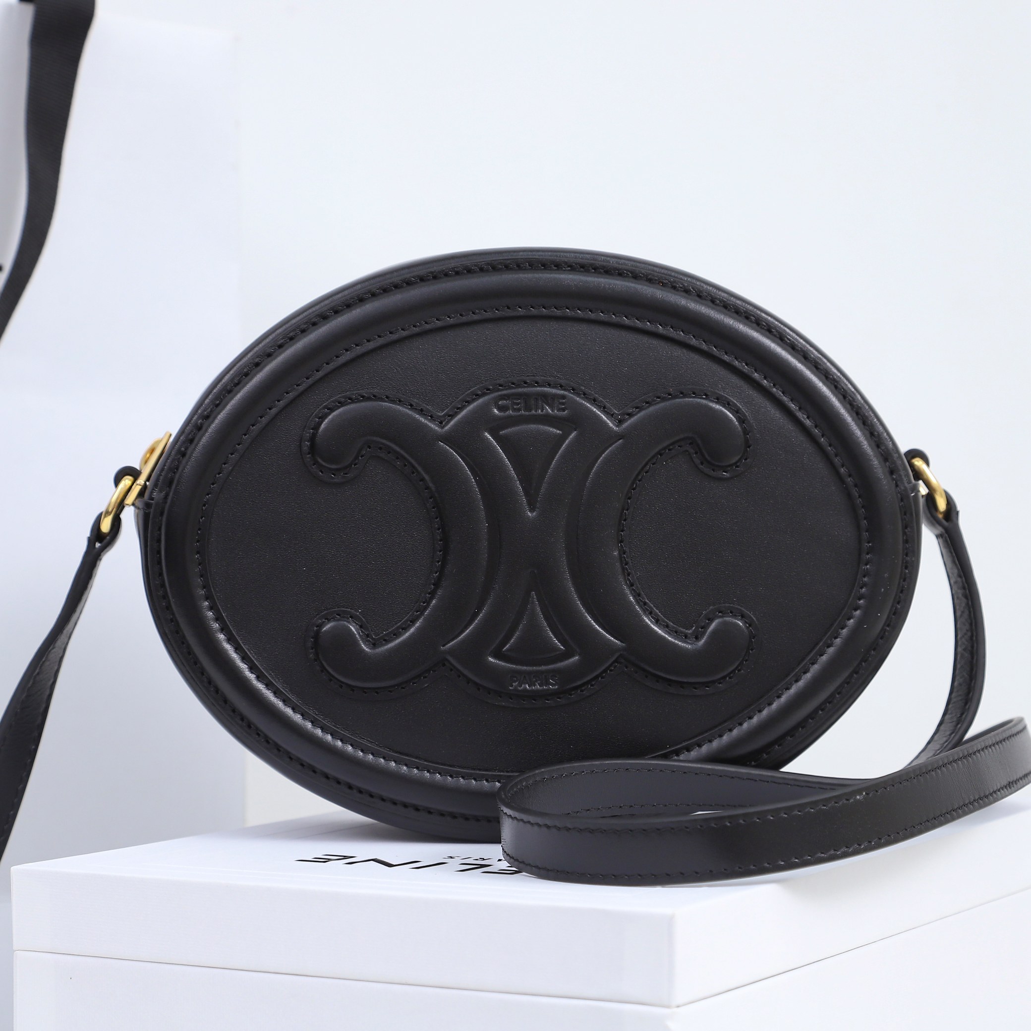 Replica Celine Oval Bag - Image 7