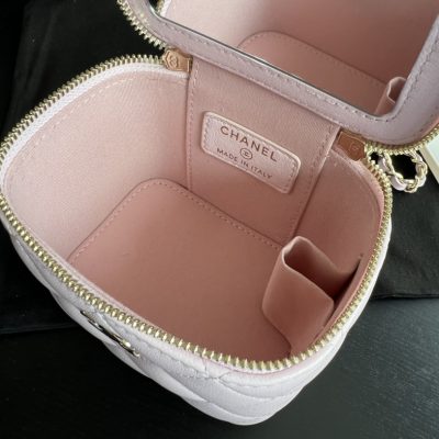 Alternative view of Replica Chanel 22 Pink Ap2198