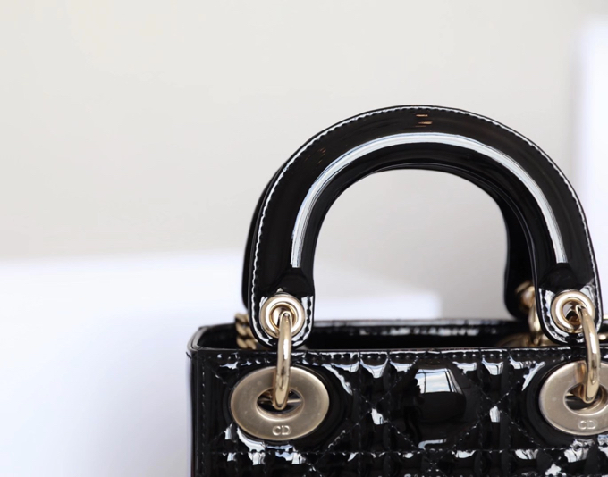 Replica Dior Mini Lady Dior Bag Black Patent Cannage Calfskin M0565Pwrt_M900A - Image 9