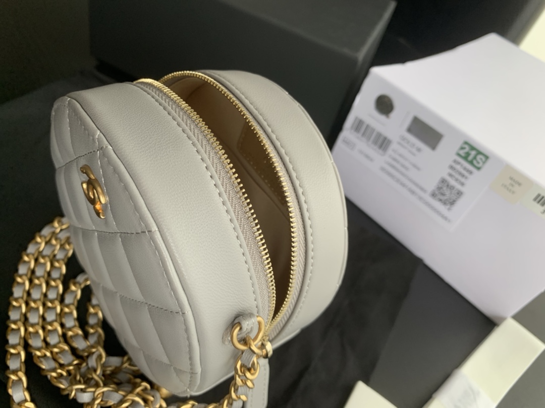 Replica Chanel OhanelGrey 1449 - Image 2