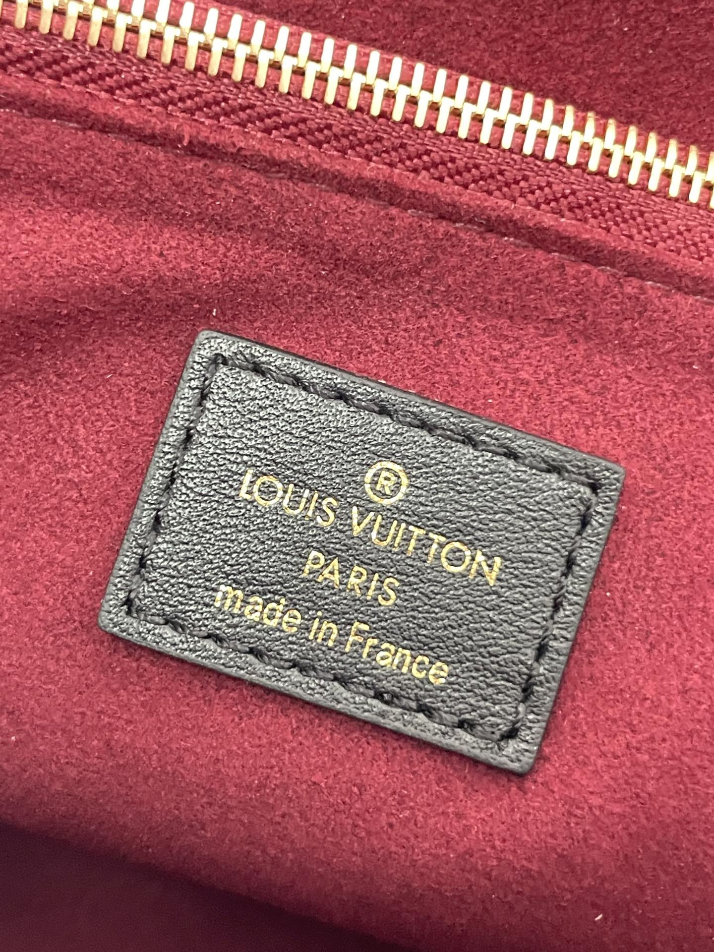 Replica Louis Vuitton Passy M45592 - Image 2