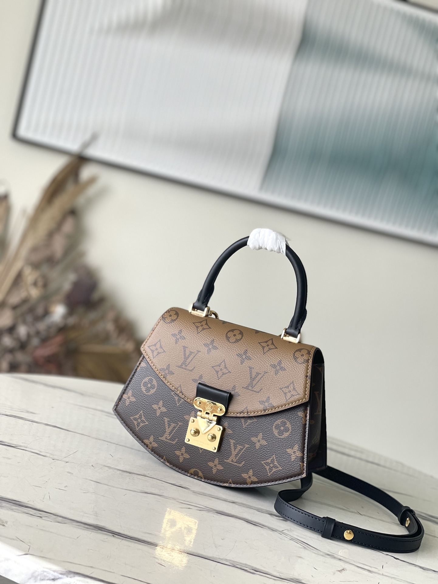 Replica Louis Vuitton Tilsitt M46548