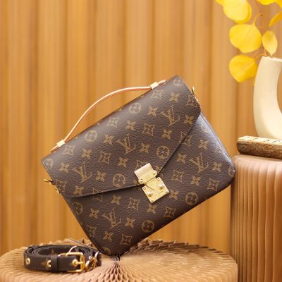 Alternative view of Replica Louis Vuitton Pochette Metis East West M44875