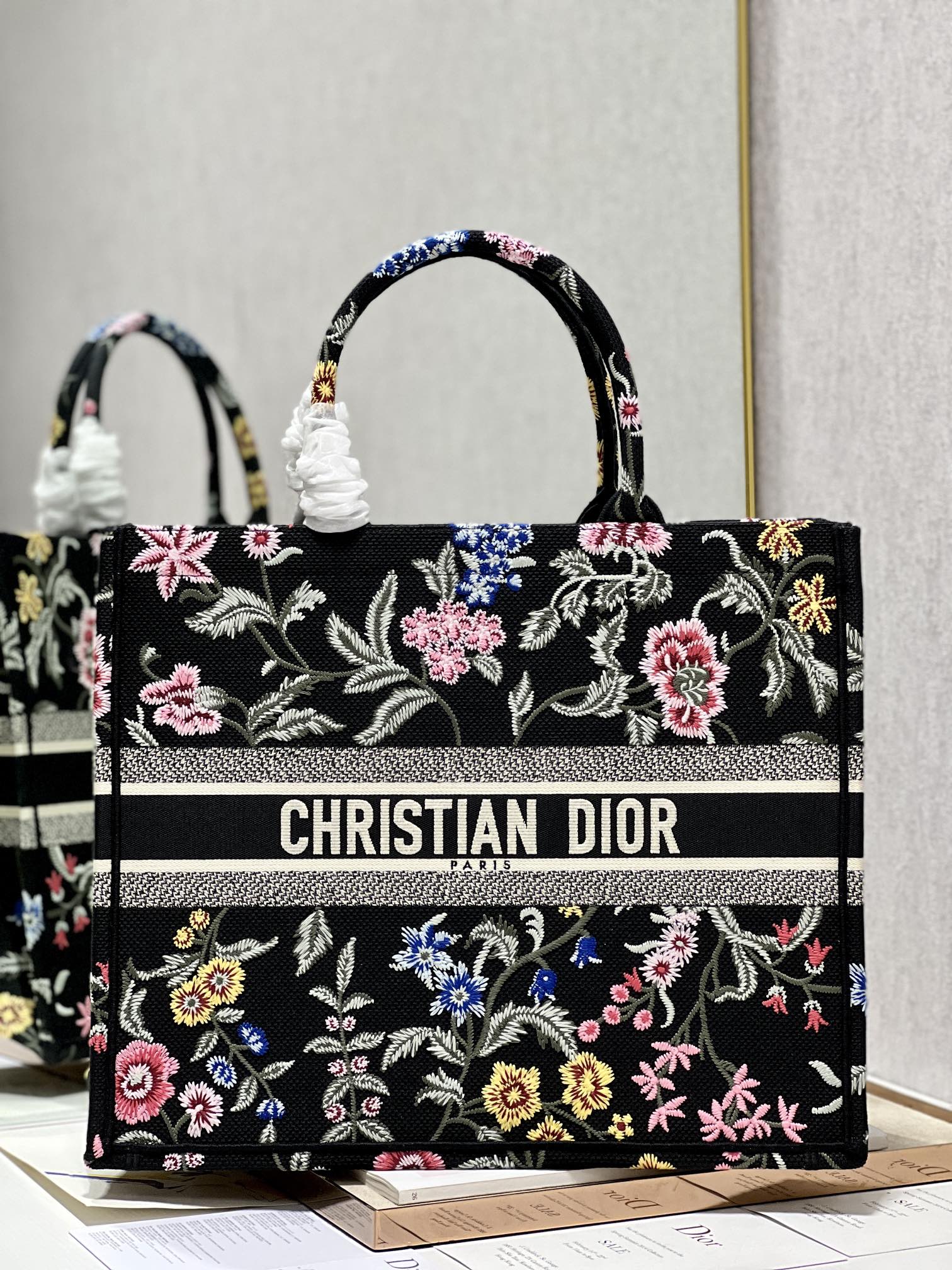 Replica Dior Book Tote Large Black Multicolor Dior Petites Fleurs Embroidery M1286Zeau_M911