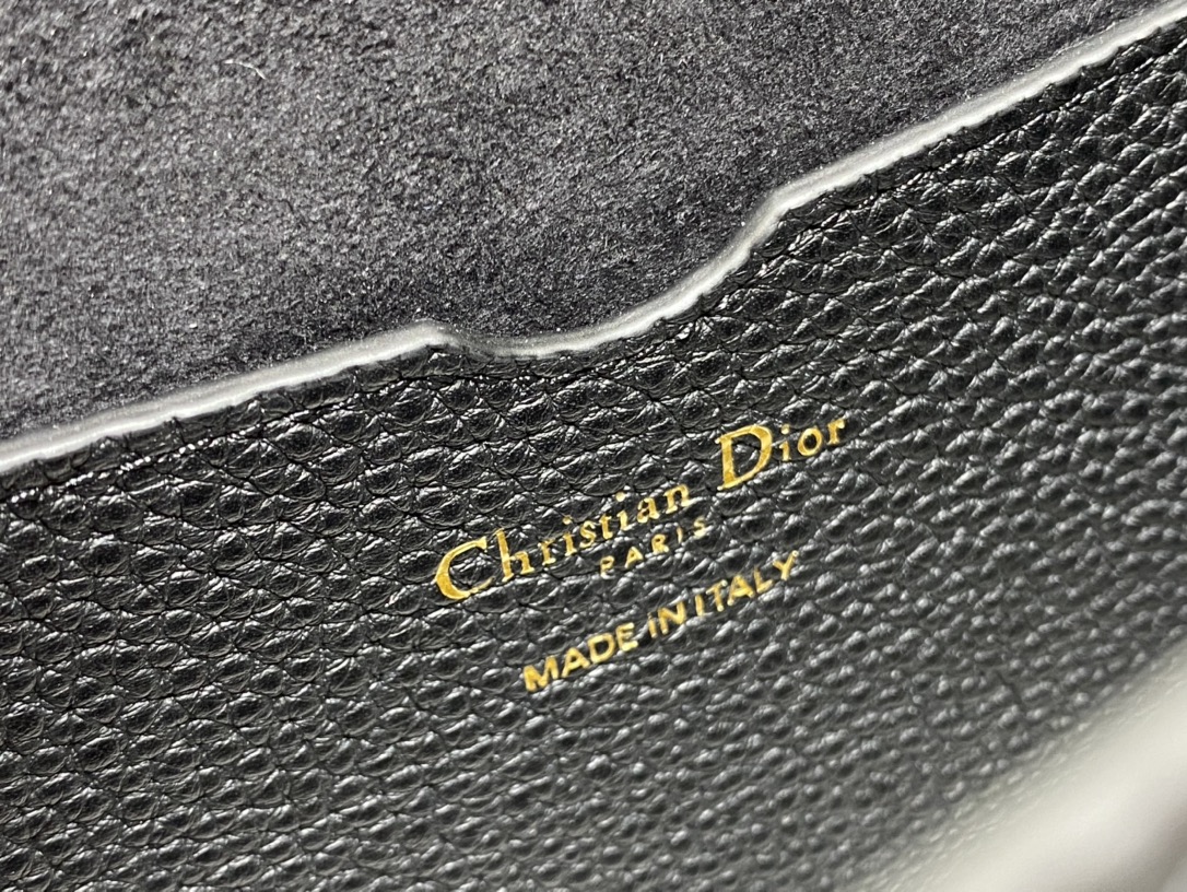 Replica Dior Large Bobby Bag Black Box Calfskin With Blue Dior Oblique Embroidered Strap M9320Umob_M911 - Image 9
