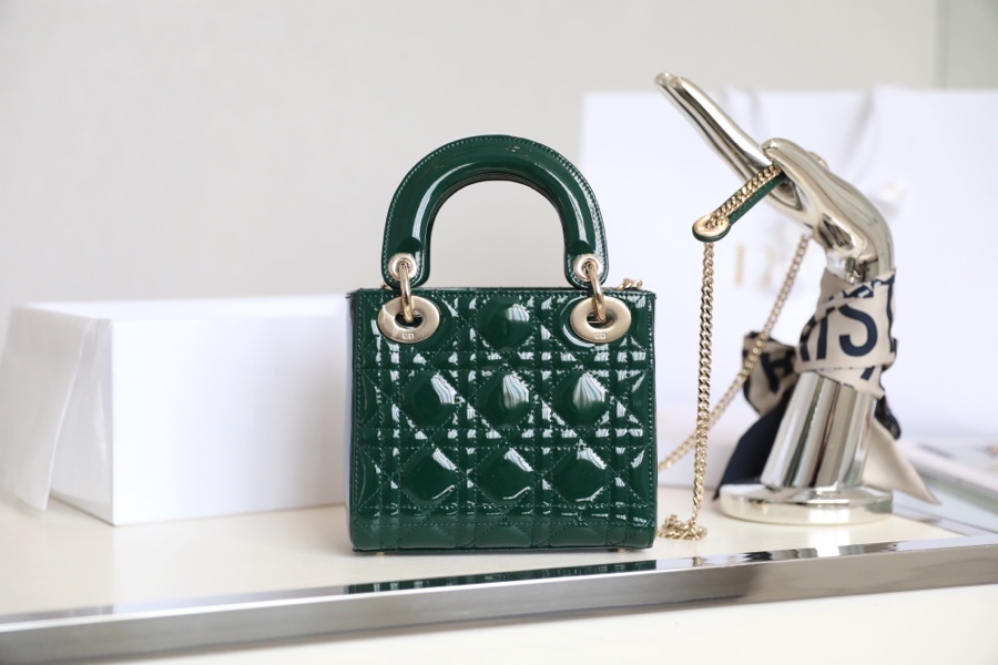Replica Dior Mini Lady Dior Bag Emerald Green Patent Cannage Calfskin M0505Owcb_M81C - Image 6
