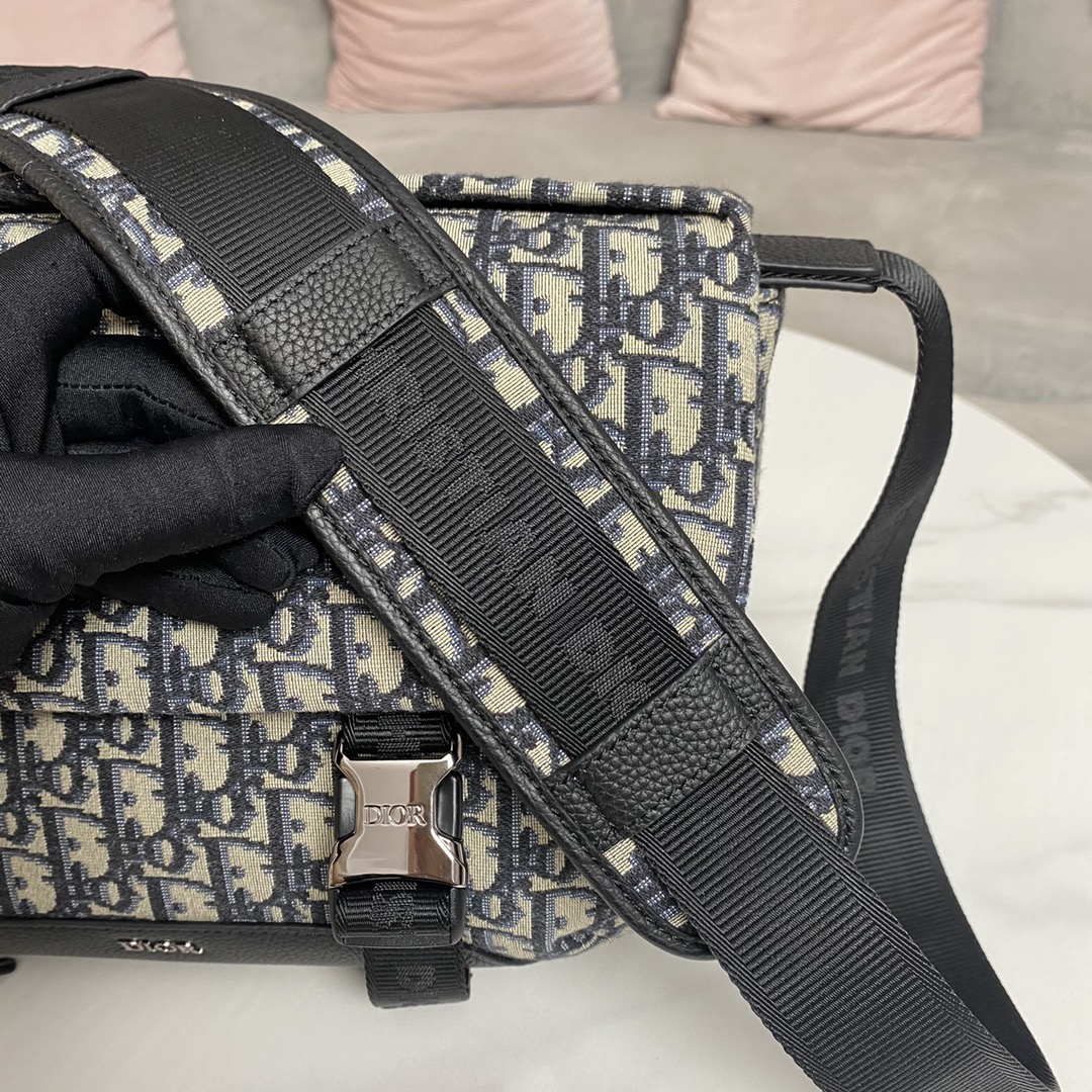 Replica Dior Explorer Messenger Bag 1Esme061Yky_H27E - Image 7