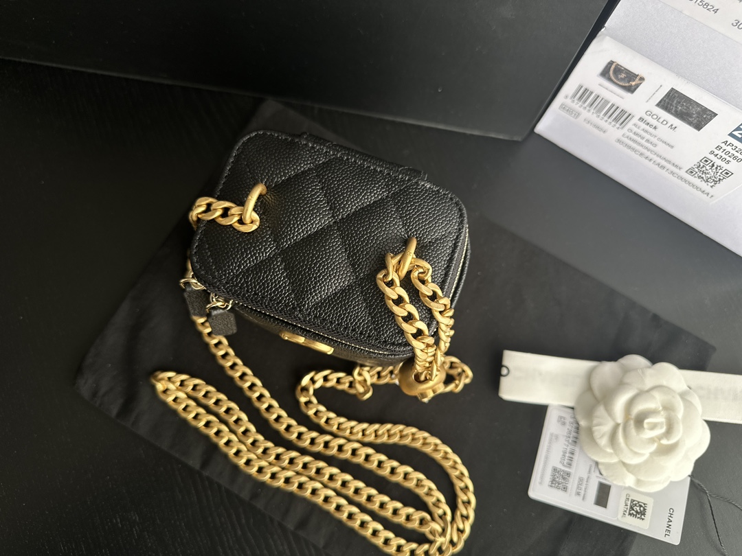 Replica Chanel Clutch With Chain Grained Calfskin & Gold-Tone Metal Black Ap3203 - Image 6