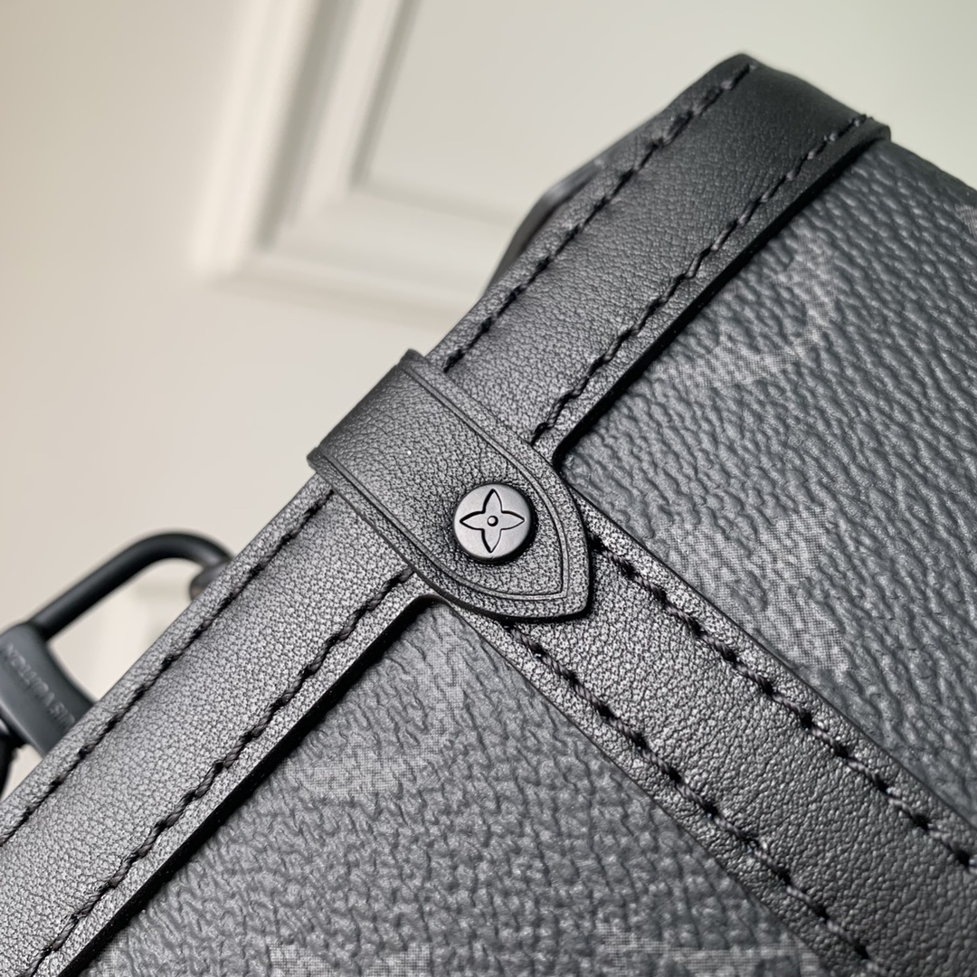 Replica Louis Vuitton Vertical Trunk Wearable Wallet M82077 - Image 4