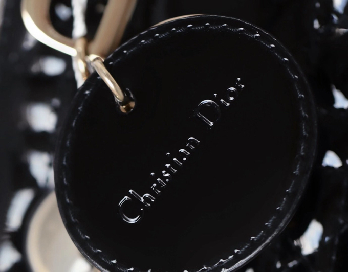 Replica Dior Mini Lady Dior Bag Black Patent Cannage Calfskin M0565Pwrt_M900A - Image 4