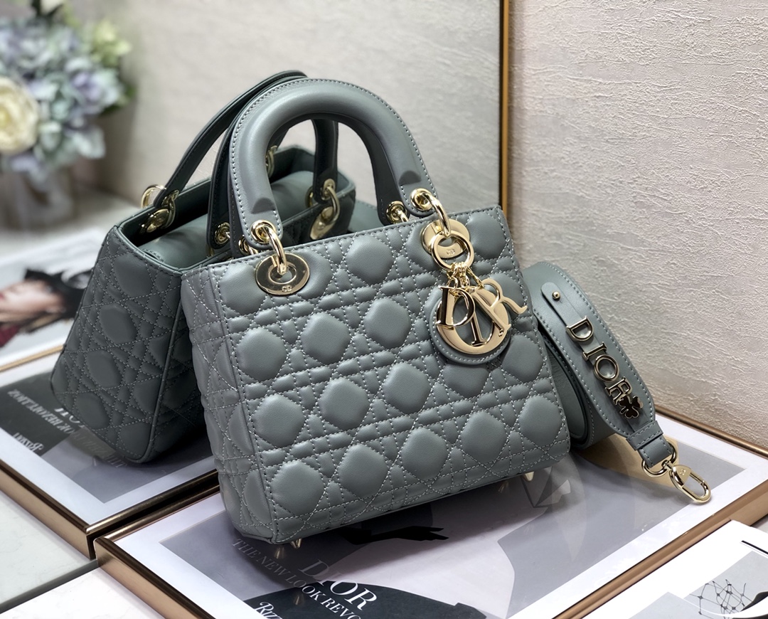 Replica Dior Medium Lady Dior Bag Cloud Blue Patent Cannage Calfskin M0565Owcb_M81B