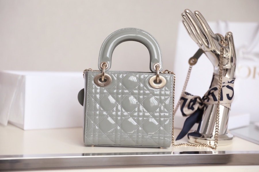 Replica Dior Mini Lady Dior Bag Cloud Blue Patent Cannage Calfskin M0505Owcb_M81B - Image 5