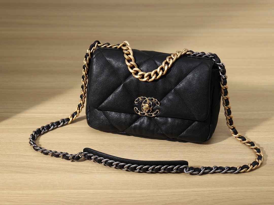 Replica Chanel Cf 19 Black Handbag - Image 5