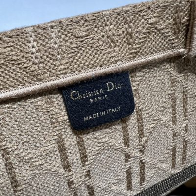 Alternative view of Replica Dior Book Tote Large Natural Cannage Raffia M1286Zsqd_M925