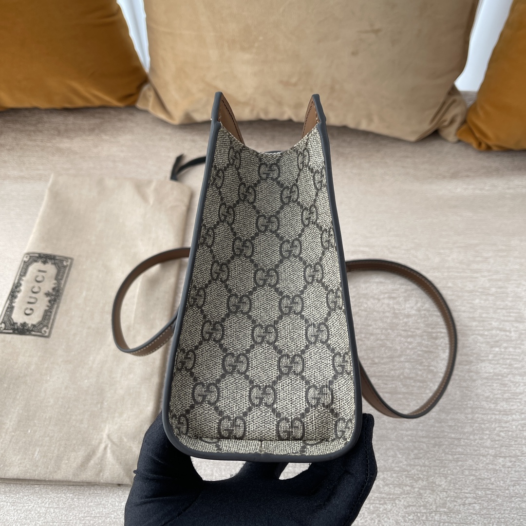 Replica Gucci Padlock Small Gg Shoulder Bag 498156 Khnkg8534 - Image 8