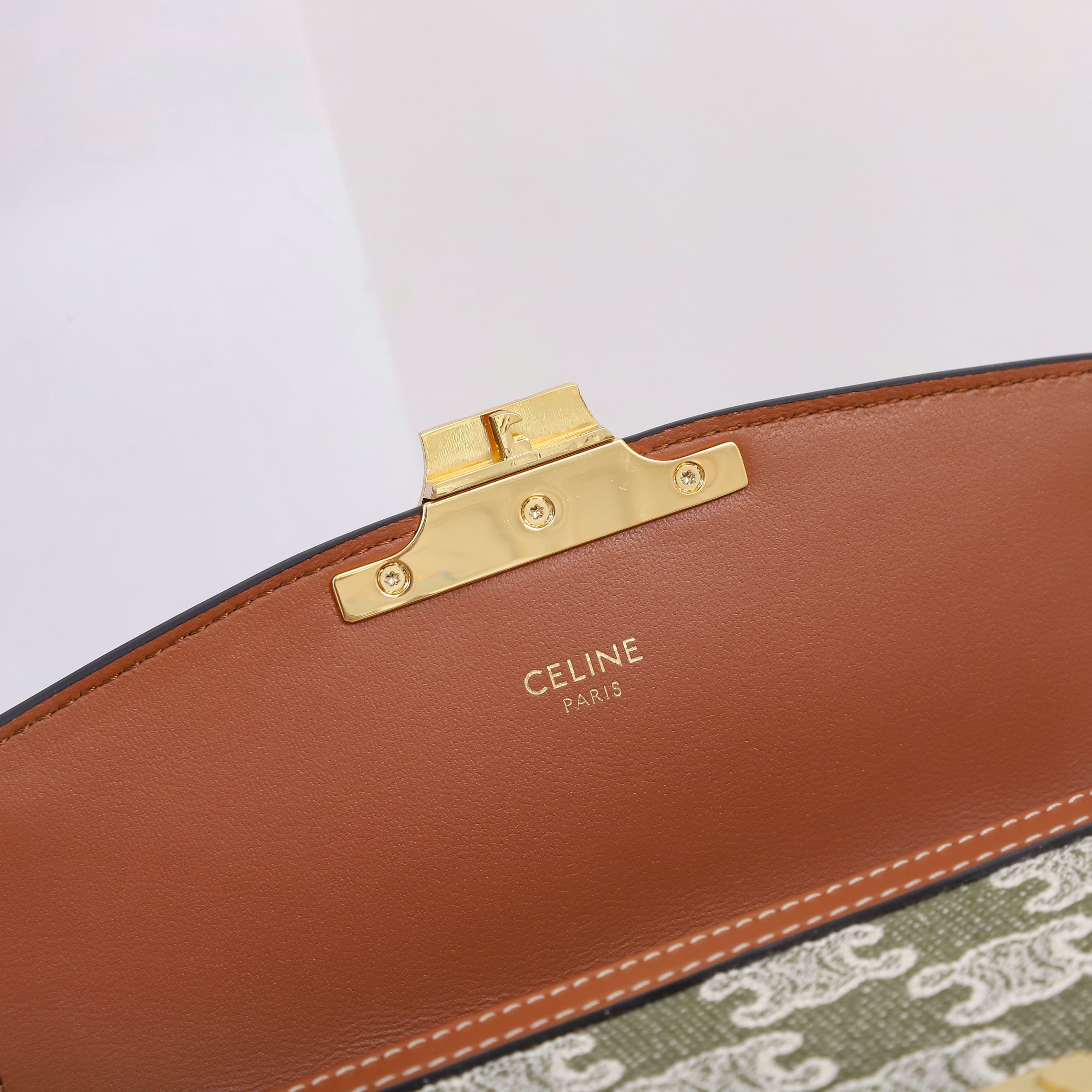 Replica Celine Classique Triomphe Bag - Image 3