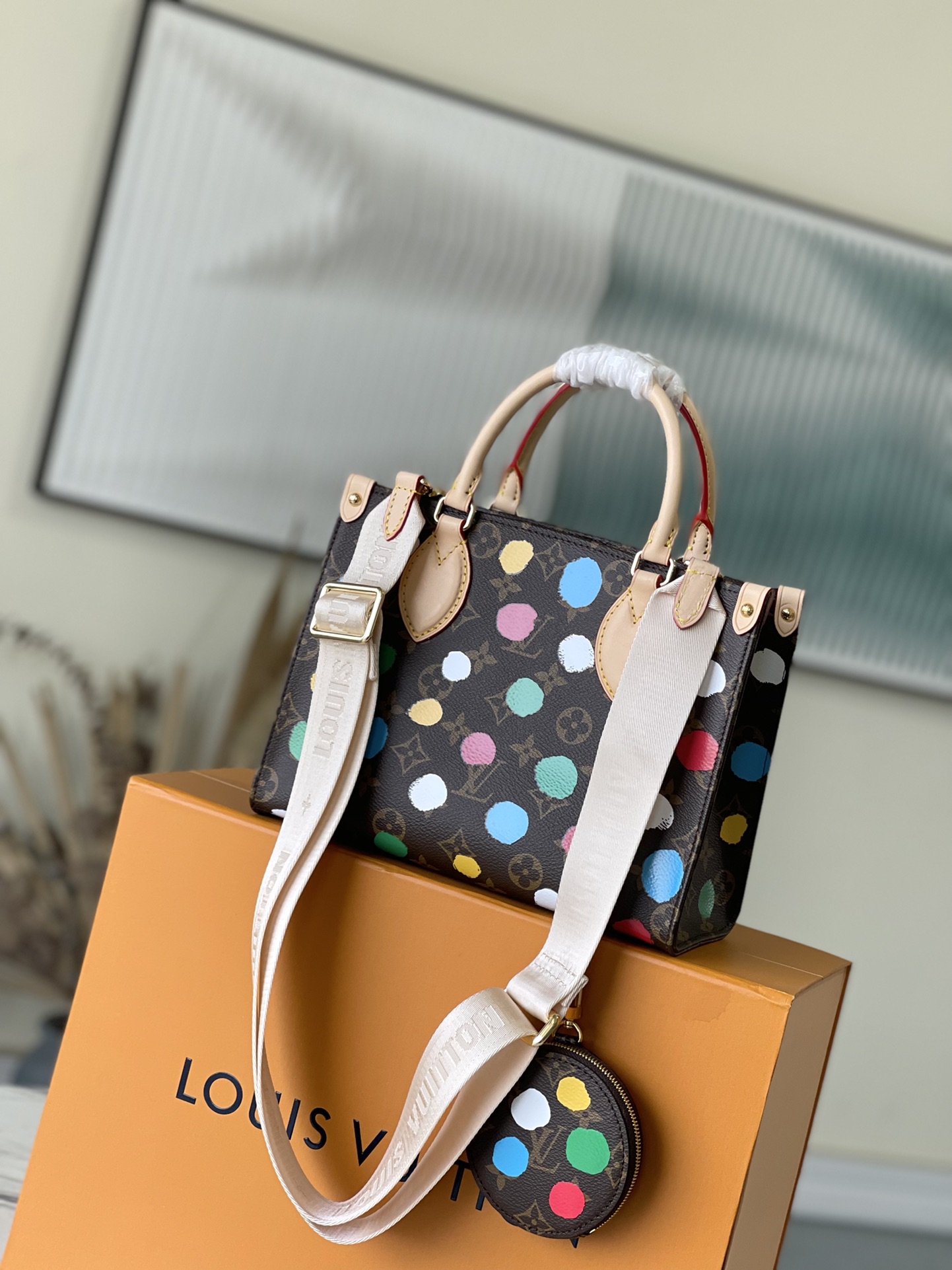 Replica Louis Vuitton Yk Onthego Pm M46380 - Image 5