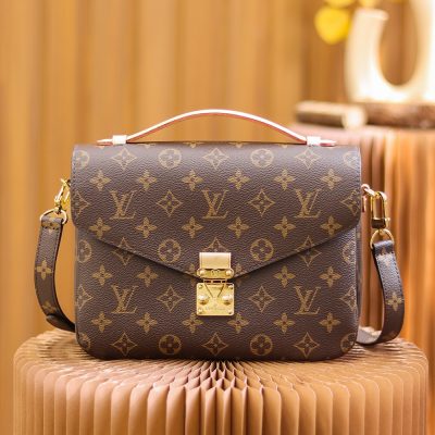Replica Louis Vuitton Pochette Metis East West M44875