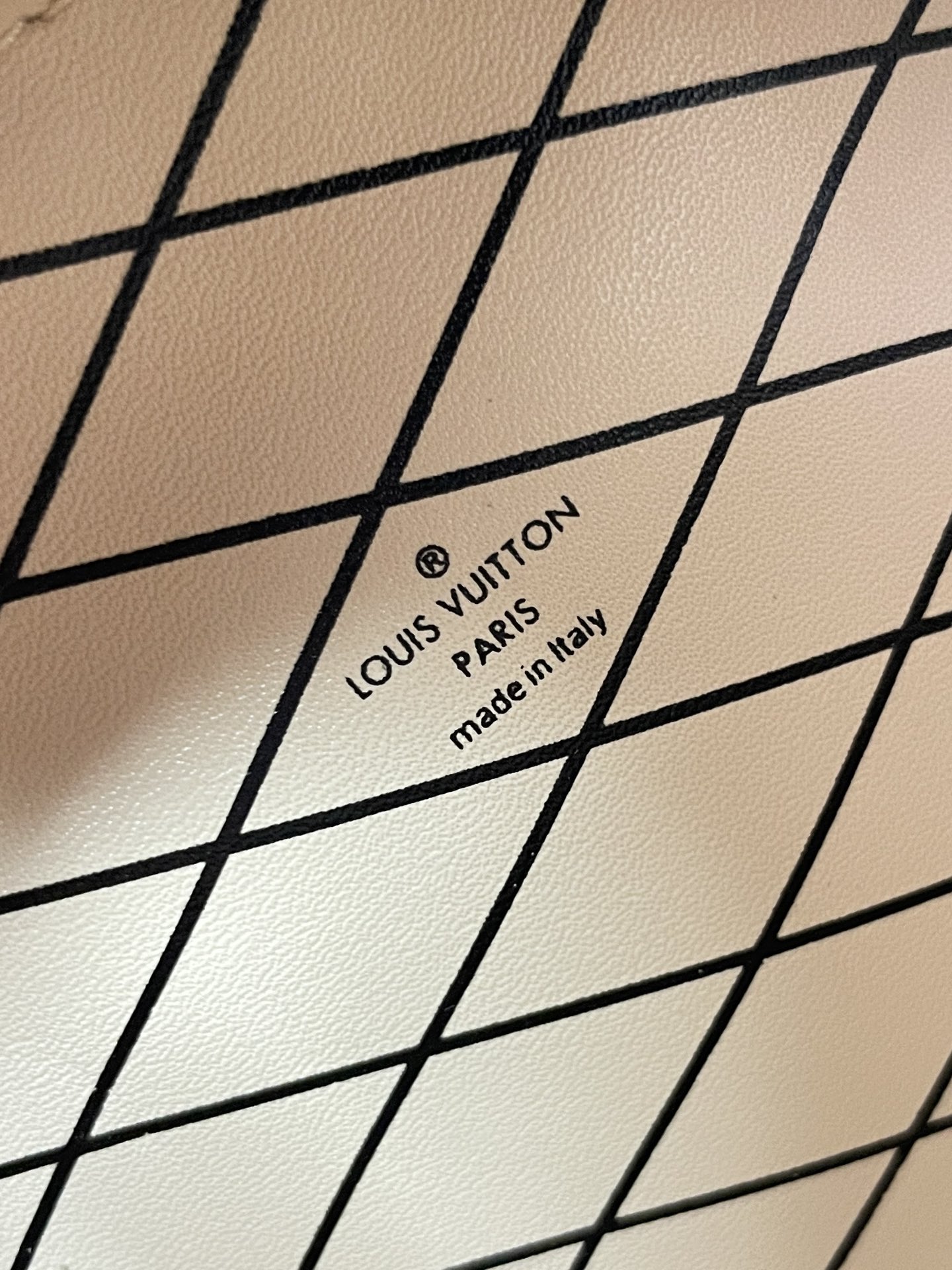 Replica Louis Vuitton Boite Chapeau M44699 - Image 7