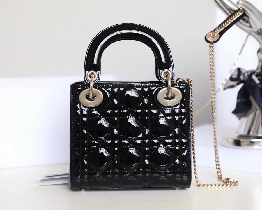 Replica Dior Mini Lady Dior Bag Black Patent Cannage Calfskin M0565Pwrt_M900A - Image 8