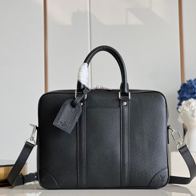 Louis Vuitton Porte-Documents Voyage PM M30925