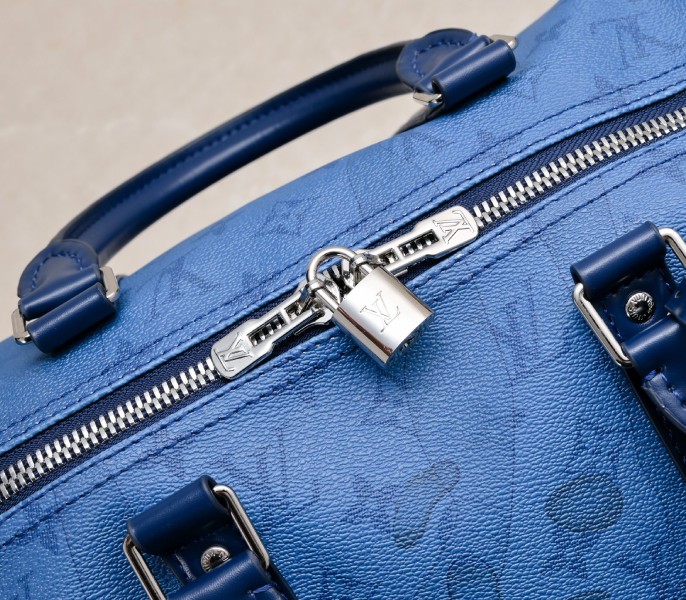 Keepall Bandouliere 50 In Navy River Blue - Image 6