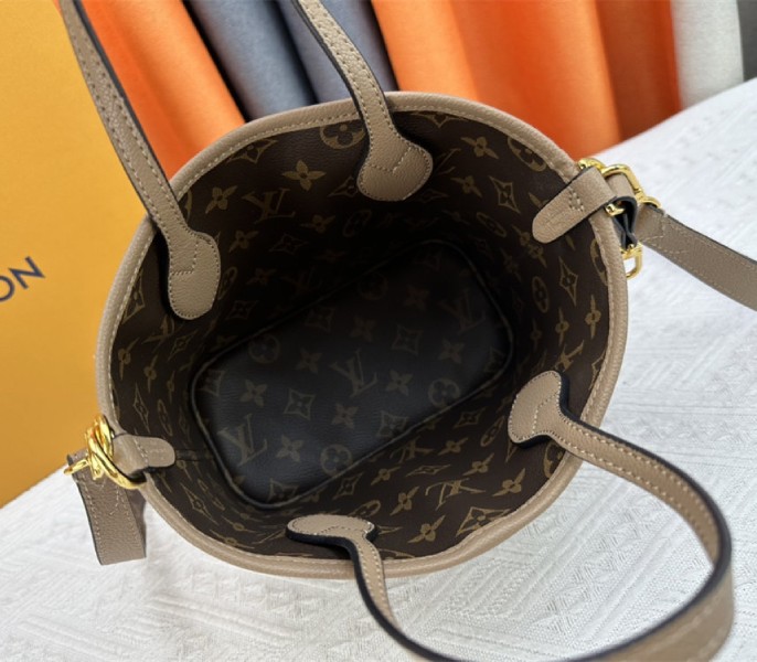 Louis Vuitton Neverfull Bandouliere Inside Out BB Tote In Monogram Canvas And Khaki Green Leather - Image 7