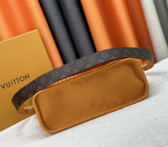 Louis Vuitton Neverfull Bandouliere Inside Out MM Tote In Monogram Canvas And Jaune Safran Textile - Image 6