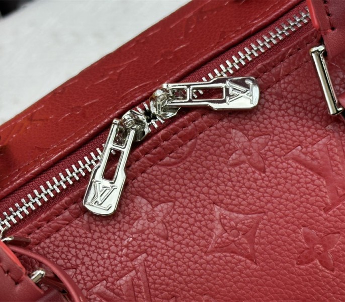 Louis Vuitton Taurillon Leather Keepall Bandouliere 50 In Sari Red - Image 8