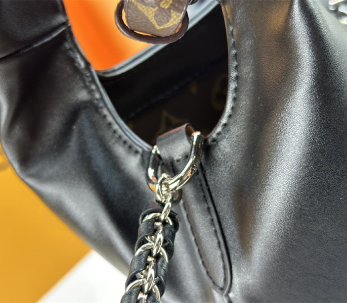 Louis Vuitton Atlantis Vibe MM In Black - Image 9