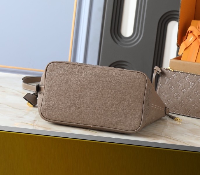 Replica Louis Vuitton Monogram Empreinte All In GM In Smoke Gray M25823 - Image 4