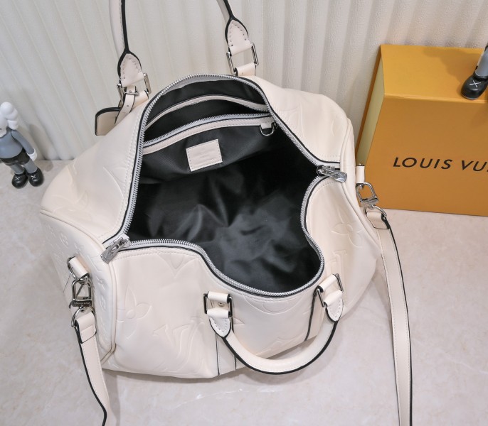 Monogram Empreinte Keepall Bandouliere 45 In Cream - Image 4