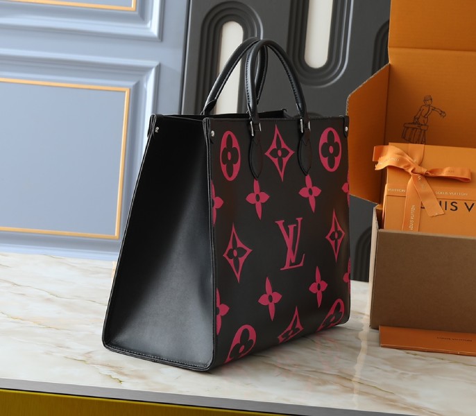 Monogram Empreinte OnTheGo GM Tote In Black And Magenta Pink - Image 2