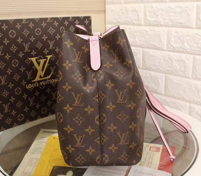 Louis Vuitton Monogram Canvas NeoNoe MM Bag In Rose Poudre - Image 4