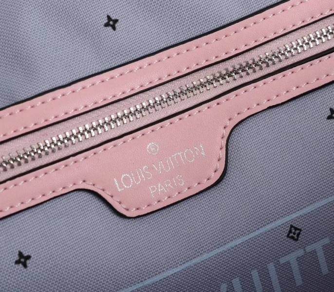 Louis Vuitton Seasonal Escale Neverfull MM Tote In Pastel Pink - Image 8