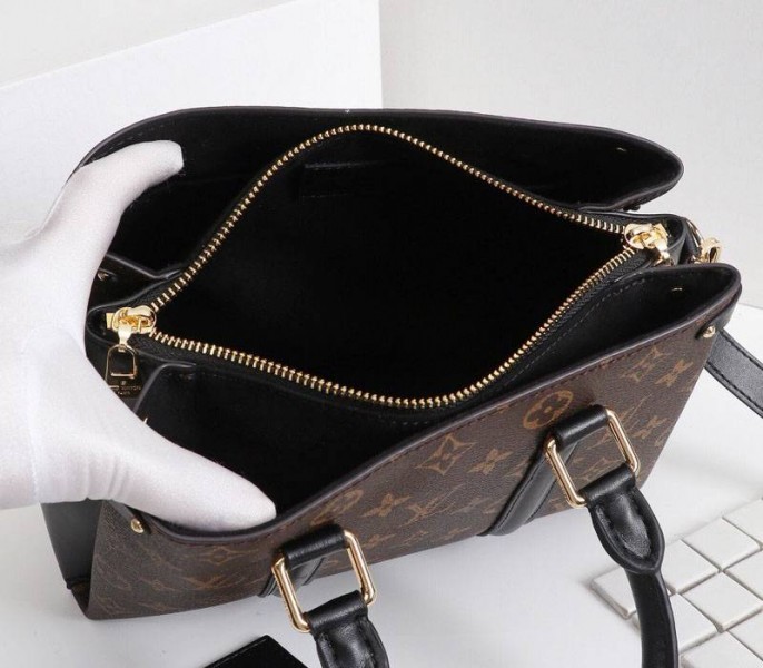 Louis Vuitton Monogram Canvas Soufflot BB Bag In Black - Image 5